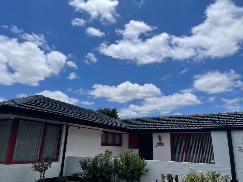 Perth roof with Colorbond Night Sky Dulux Acratex coating - view 1