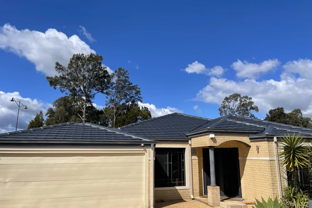 Perth roof with Charcoal Dulux Acratex coating