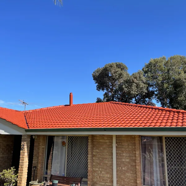 Perth roof with Clay Brick Dulux Acratex coating