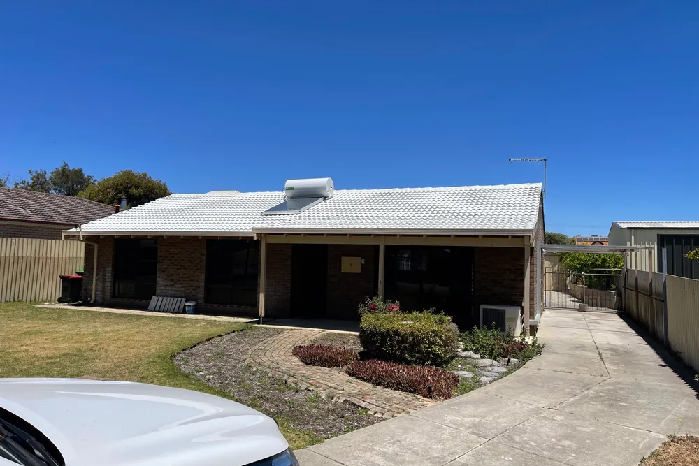 Perth roof with Colorbond Surfmist Dulux Acratex coating