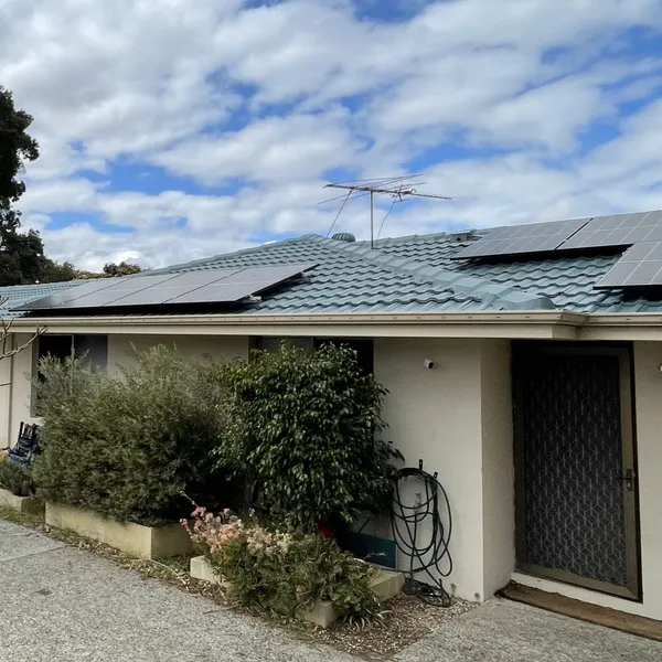Perth roof with Bluegrass Dulux Acratex coating