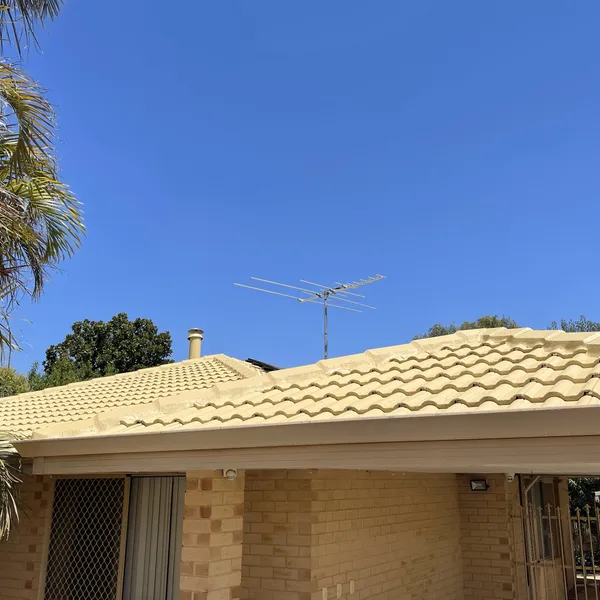 Perth roof with Wheat Dulux Acratex coating