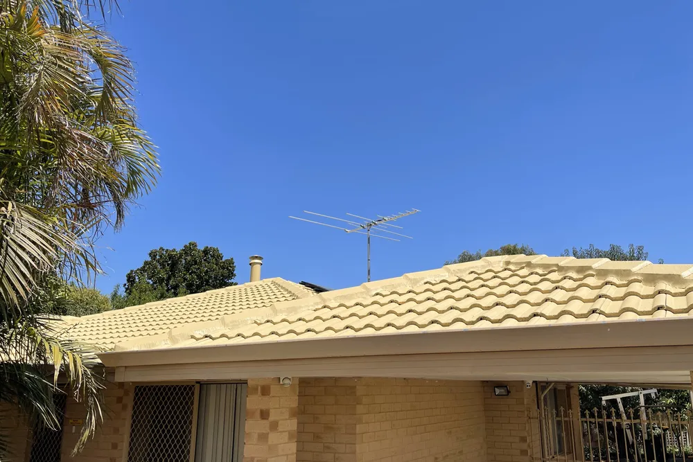 Perth roof with Wheat Dulux Acratex coating