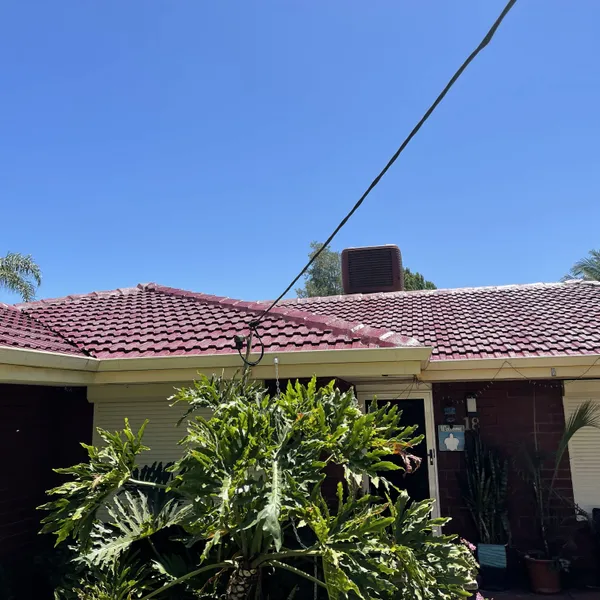 Perth roof with Monarch Dulux Acratex coating