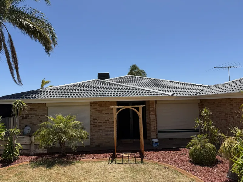 Perth roof with Colorbond Woodland Grey Dulux Acratex coating - view 2