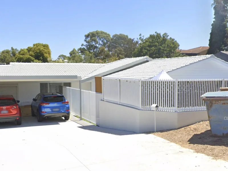 Perth roof with Colorbond Shale Grey Dulux Acratex coating - view 2