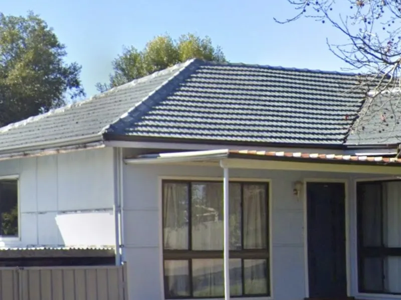 Perth roof with Bluegrass Dulux Acratex coating - view 2