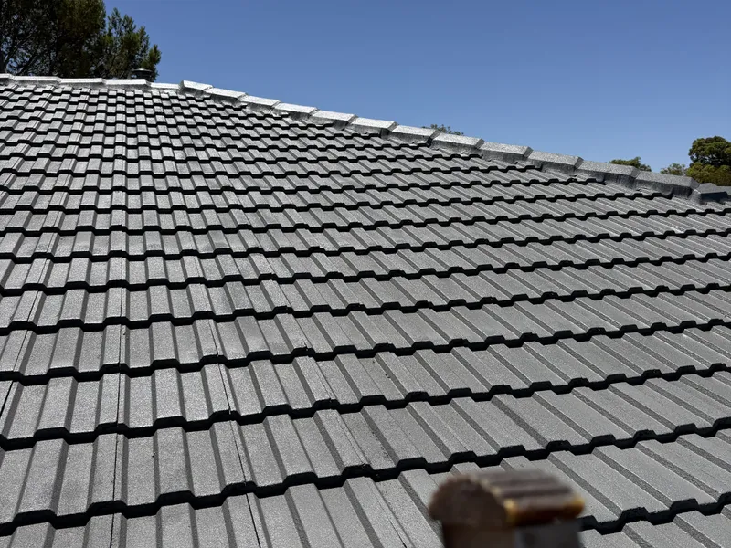 Perth roof with Colorbond Wallaby Dulux Acratex coating - view 3