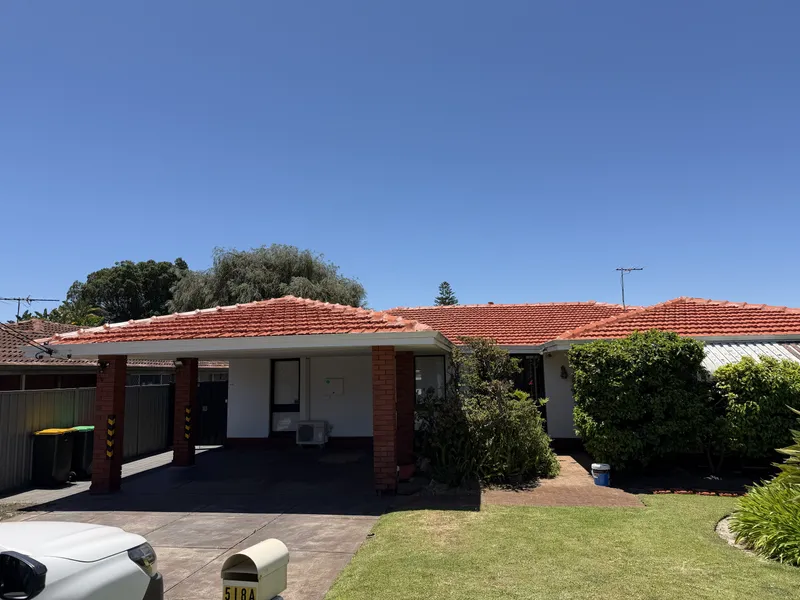 Perth roof with Terracotta Dulux Acratex coating - view 3