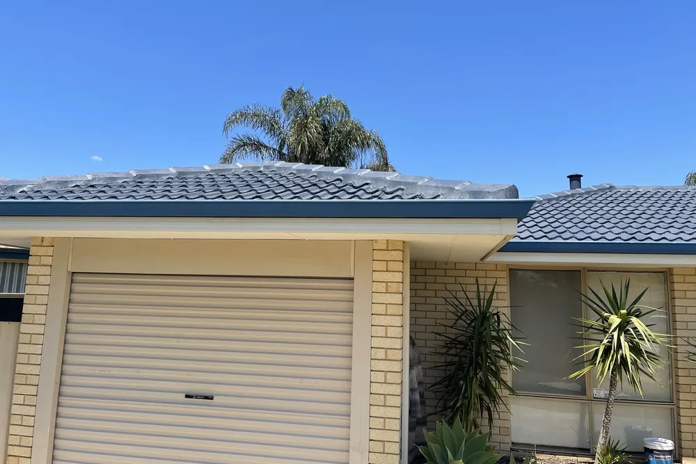 Perth roof with Dark Grey Dulux Acratex coating